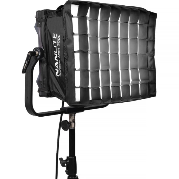 Alien 300C LED RGB WW Panel Light